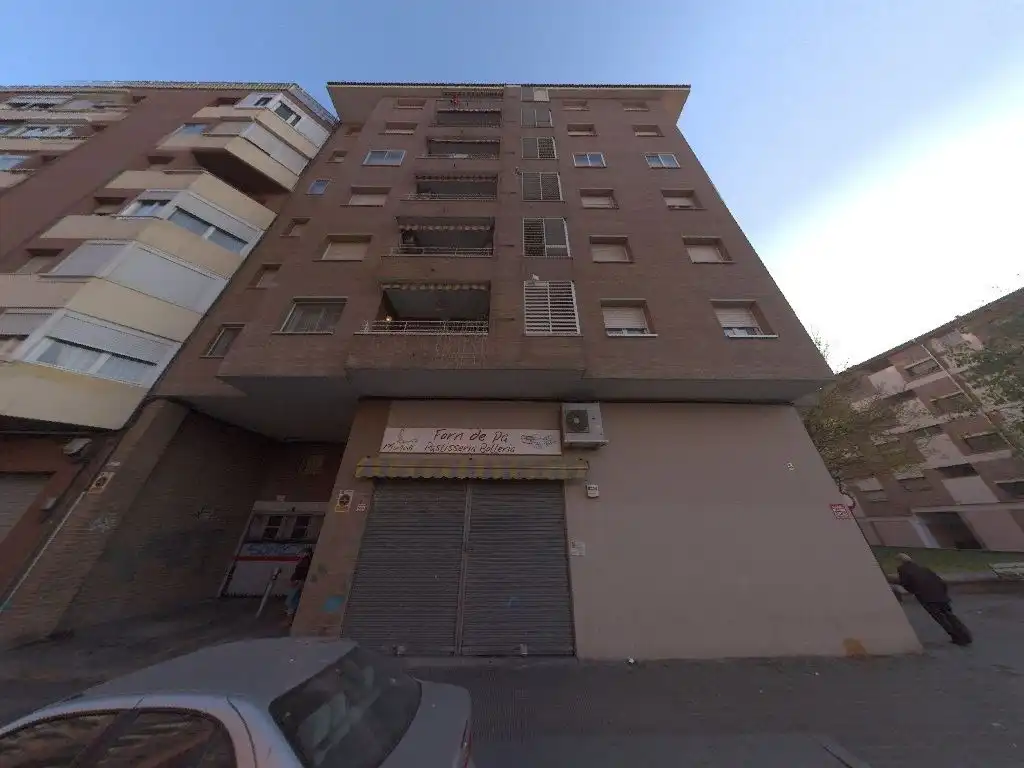 Pis amb terrassa en venda a Avinguda de Pius XII 35