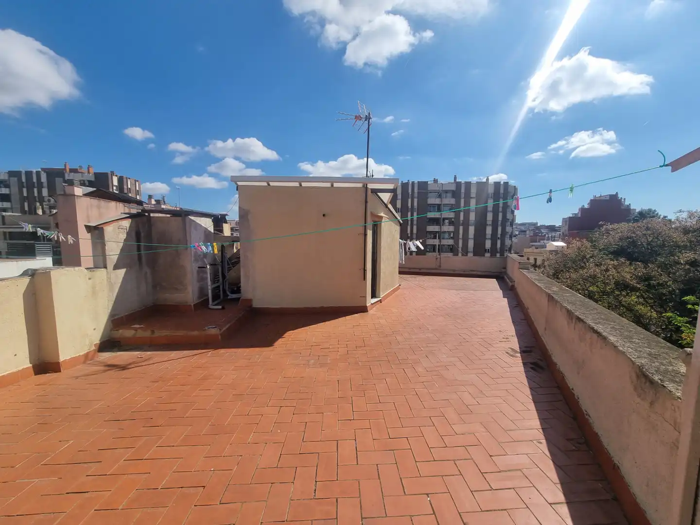 Terrace of Buildings for sale in L'Hospitalet de Llobregat