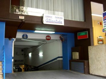 Parcheggio in affitto a Carrer de Calàbria