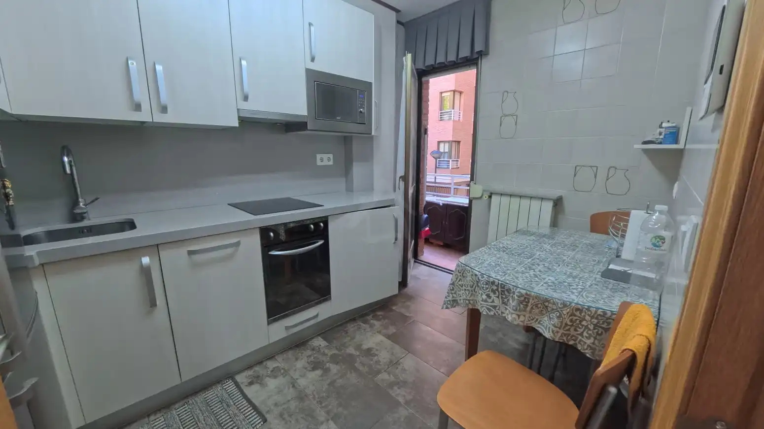 Cocina de Piso en venta en  Logroño con Calefacción, Parquet y Terraza
