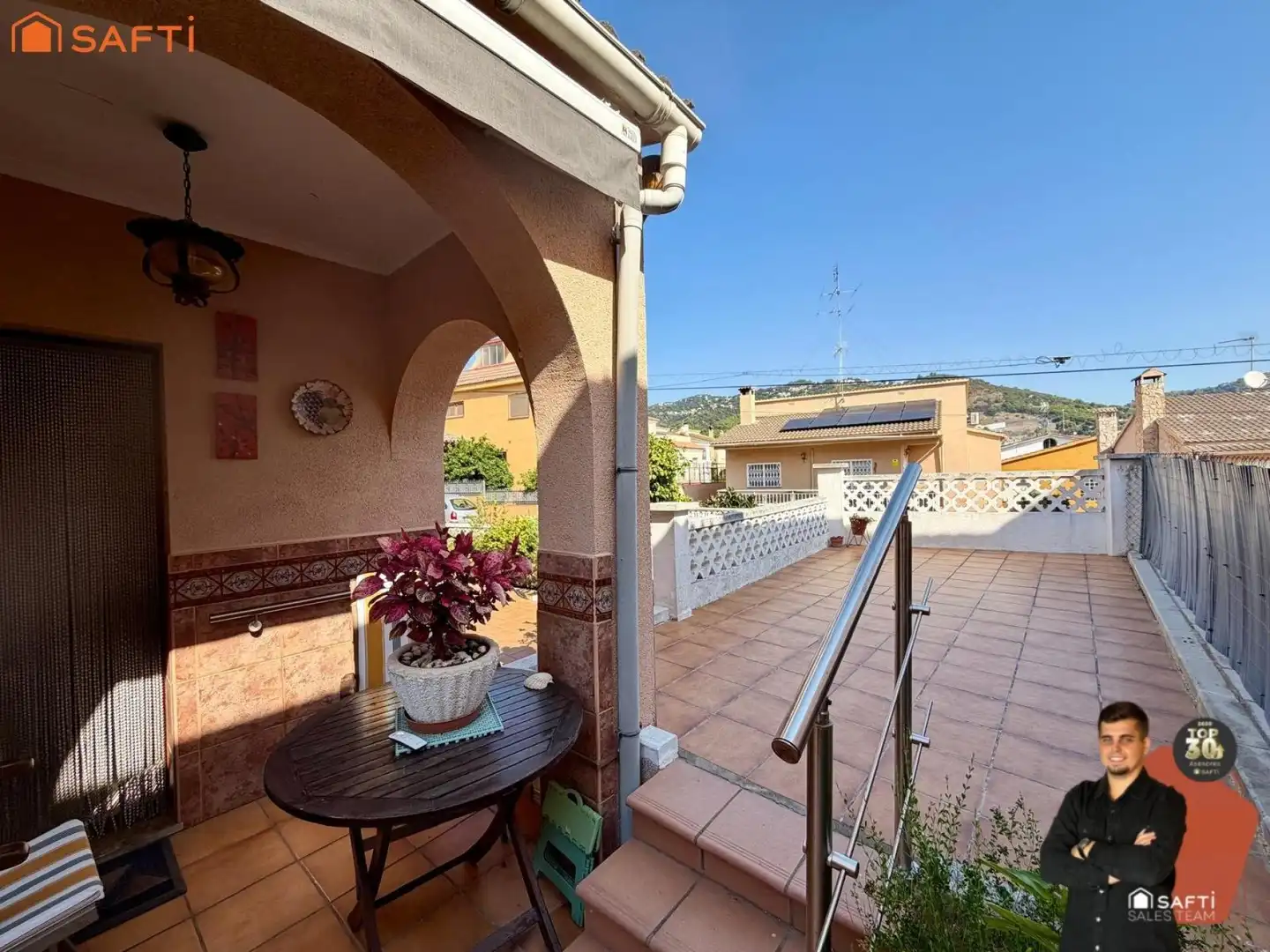Vista exterior de Casa o chalet en venta en Pineda de Mar con Terraza y Balcón