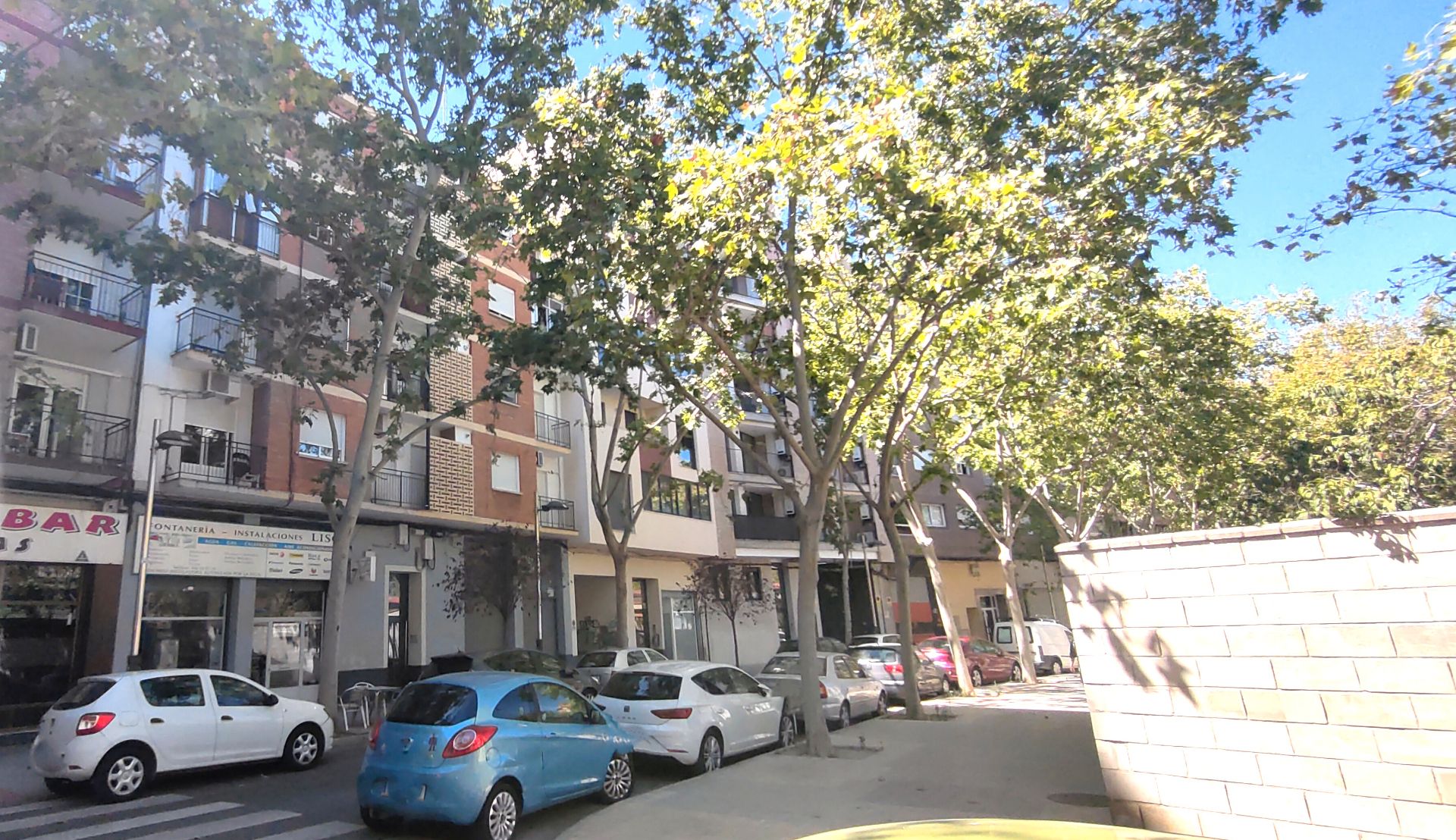 Vista exterior de Pis en venda en  Zaragoza Capital amb Calefacció, Terrassa i Balcó