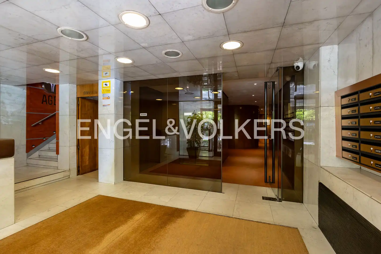 Wohnung zum Verkauf in Madrid mit Klimaanlage, Heizung und Parkett