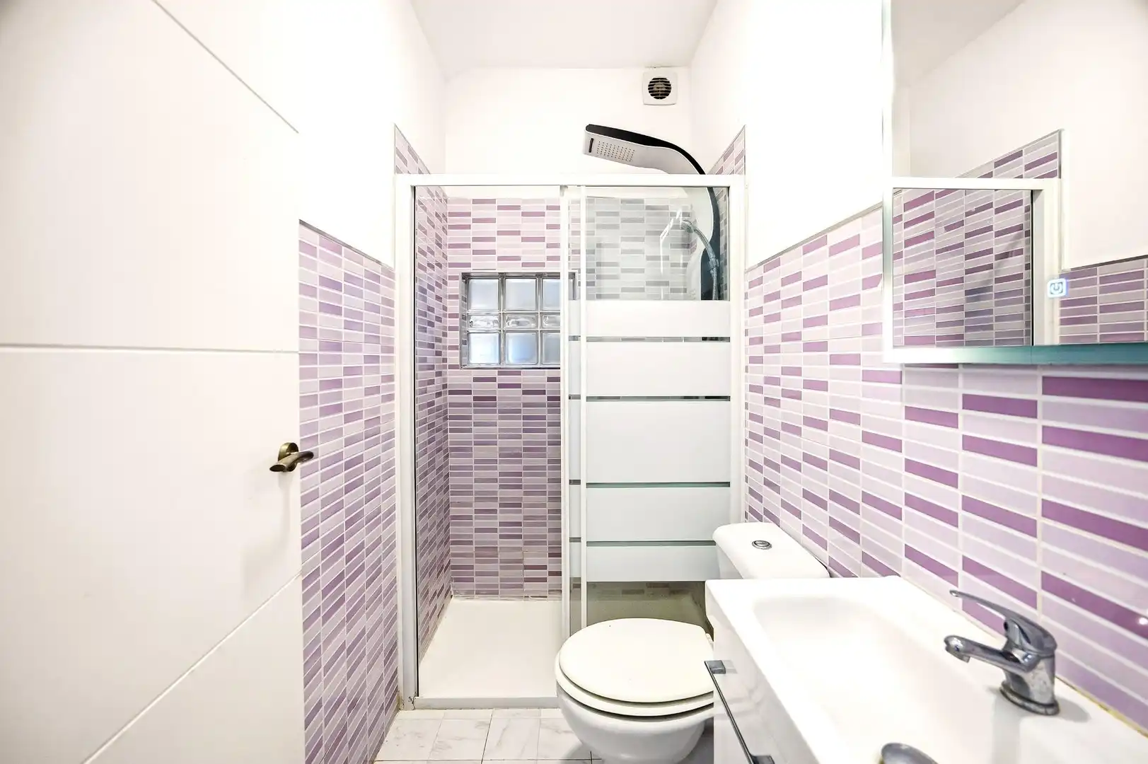 Bathroom of Detached homes for sale in Chiclana de la Frontera  with Air Conditioner and Terrace