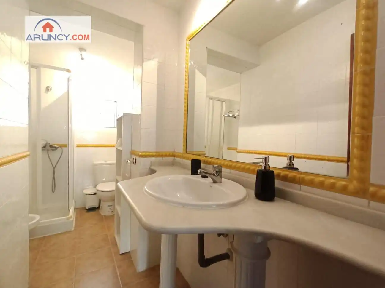 Flat for rent in Parque María Luisa -Giralda Sur