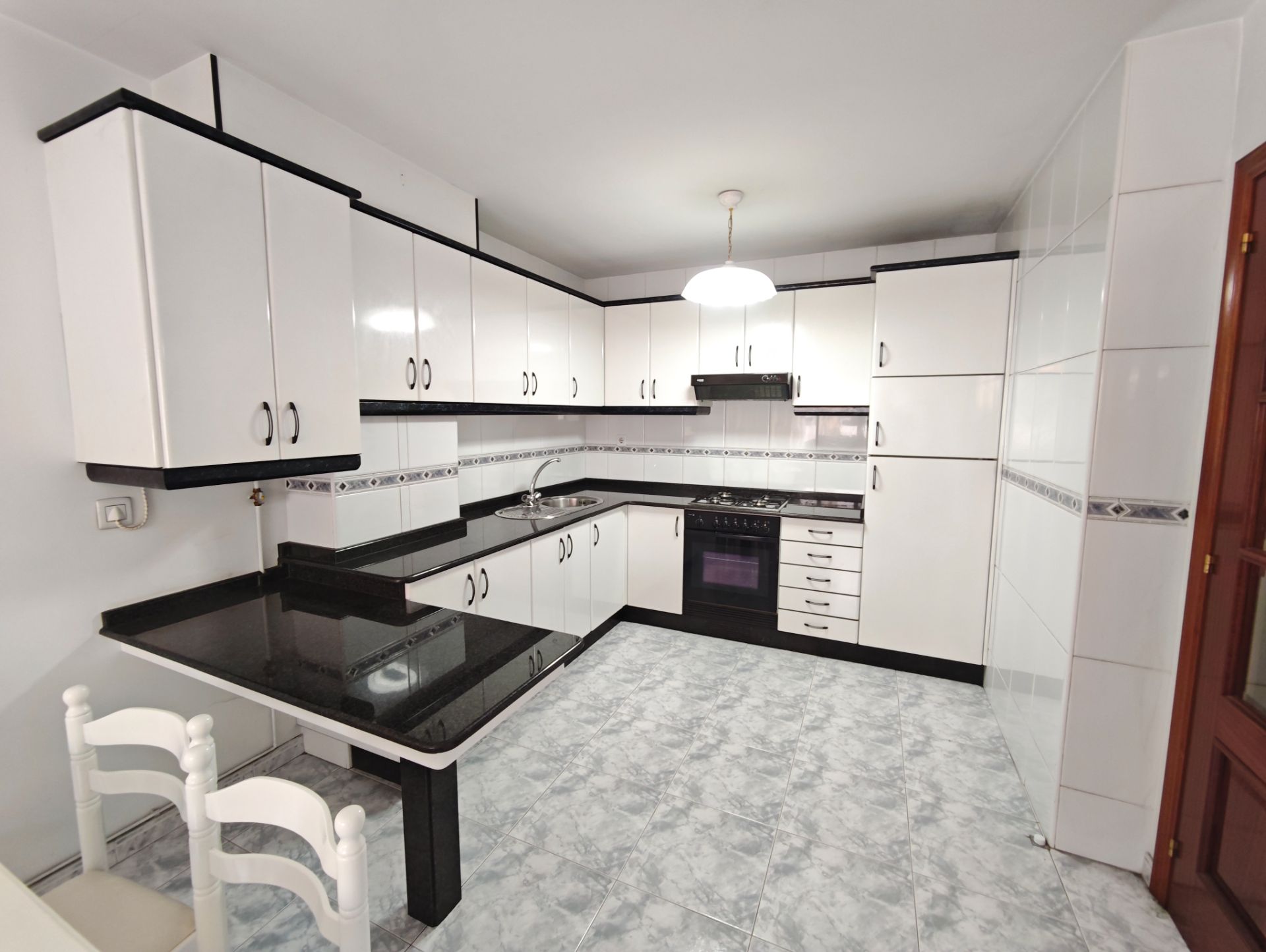 Kitchen of Apartment for sale in Ordes  with Heating, Parquet flooring and Storage room