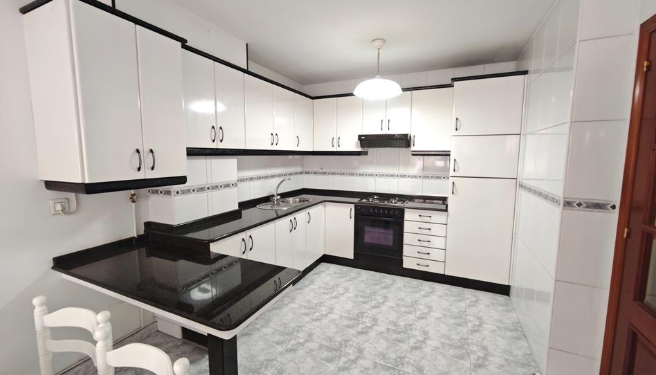 Foto 1 de Apartamento en venta en Ordes, A Coruña