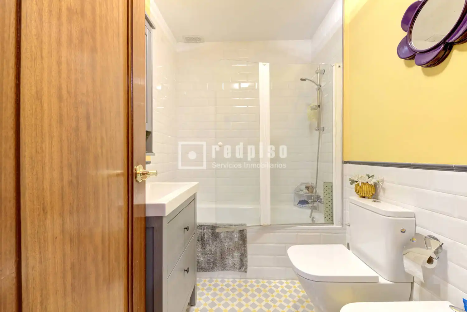 Bathroom of Houses for sale in Pozuelo de Alarcón  with Air Conditioner, Heating and Private garden