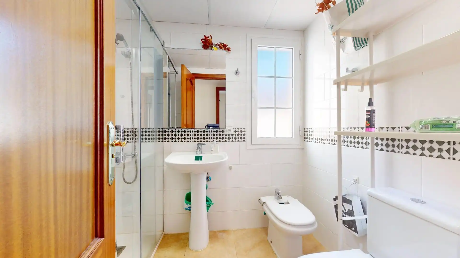 Bathroom of Flat for sale in Roquetas de Mar