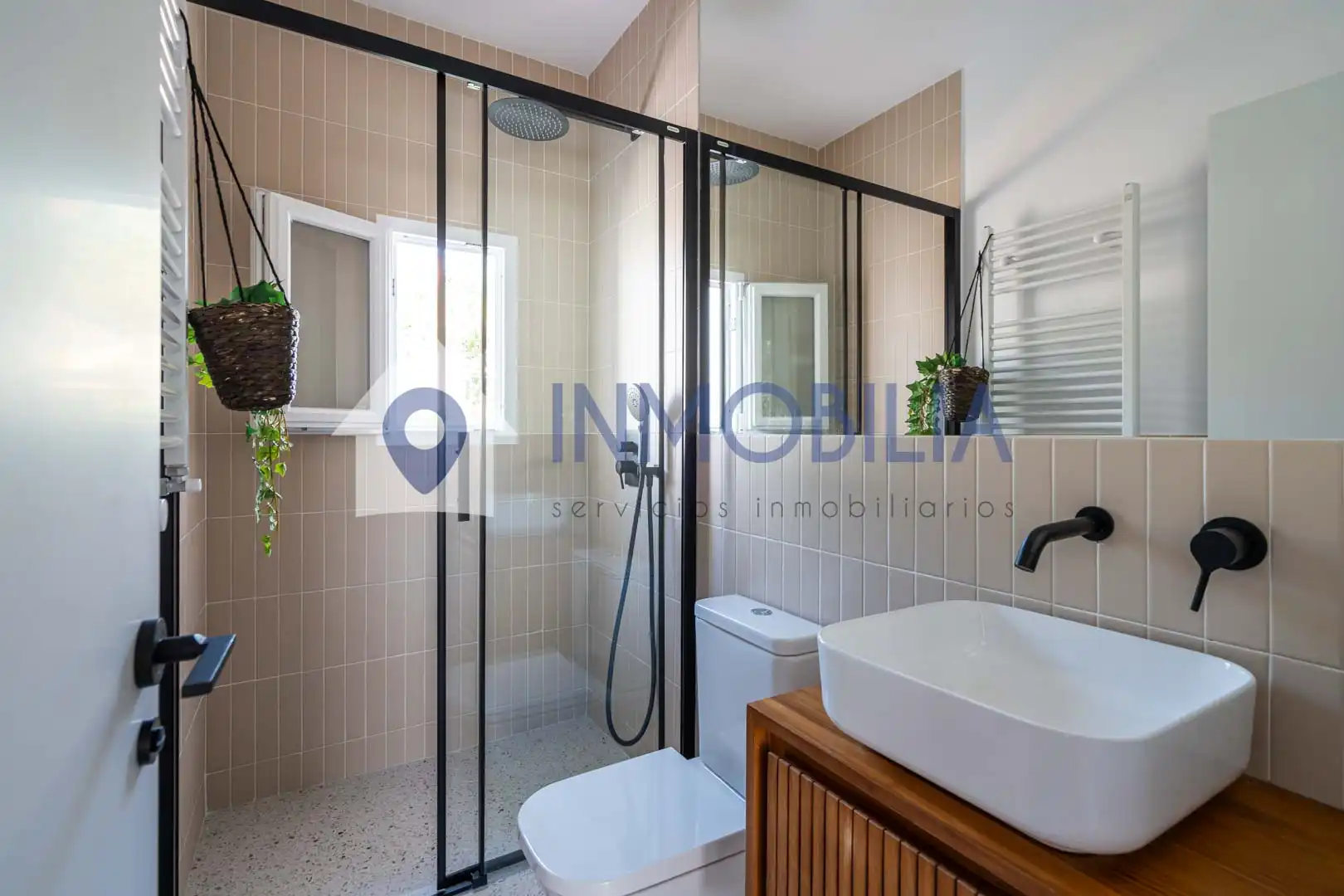 Bathroom of Flat for sale in Madrid  with Heating and Terrace