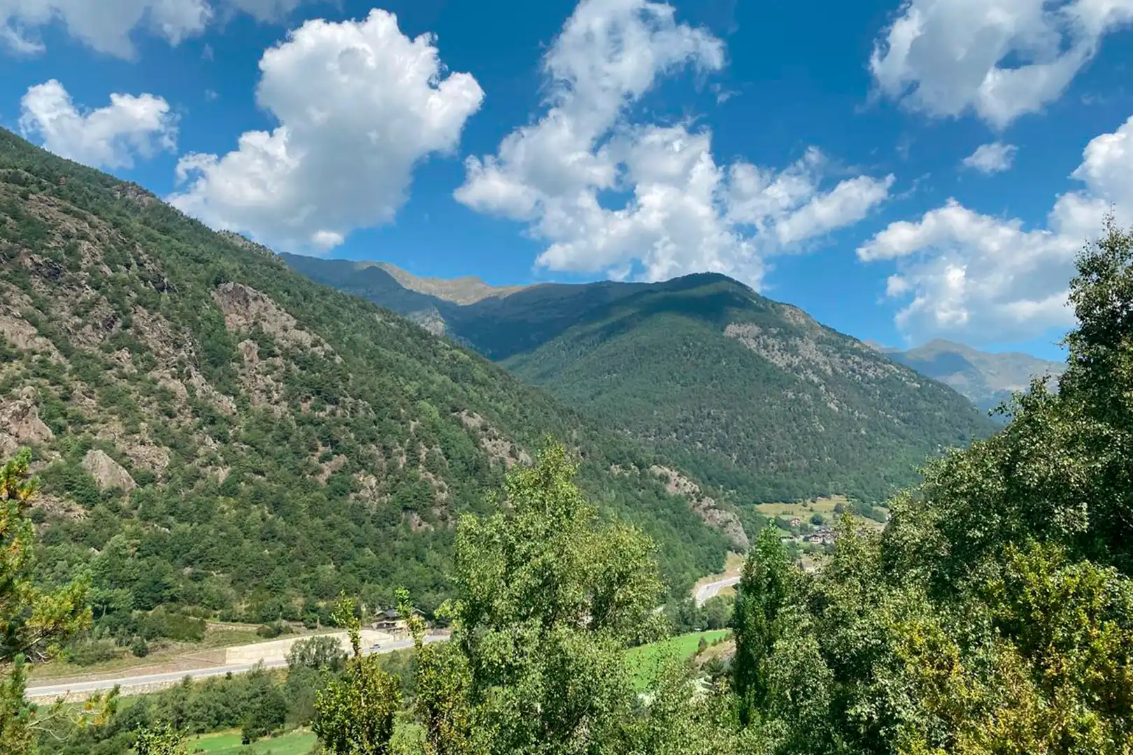 Vista exterior de Terreno en venta en Ordino