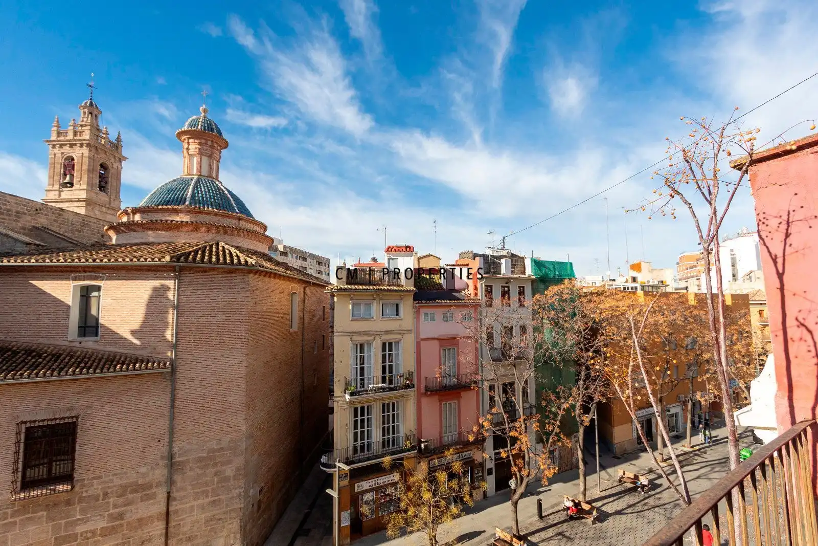 Außenansicht von Gebäude zum Verkauf in Valencia