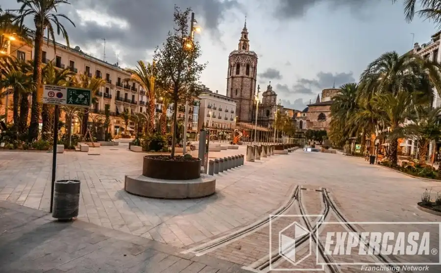 Vista exterior de Piso en venta en Valencia con Aire acondicionado, Parquet y Terraza