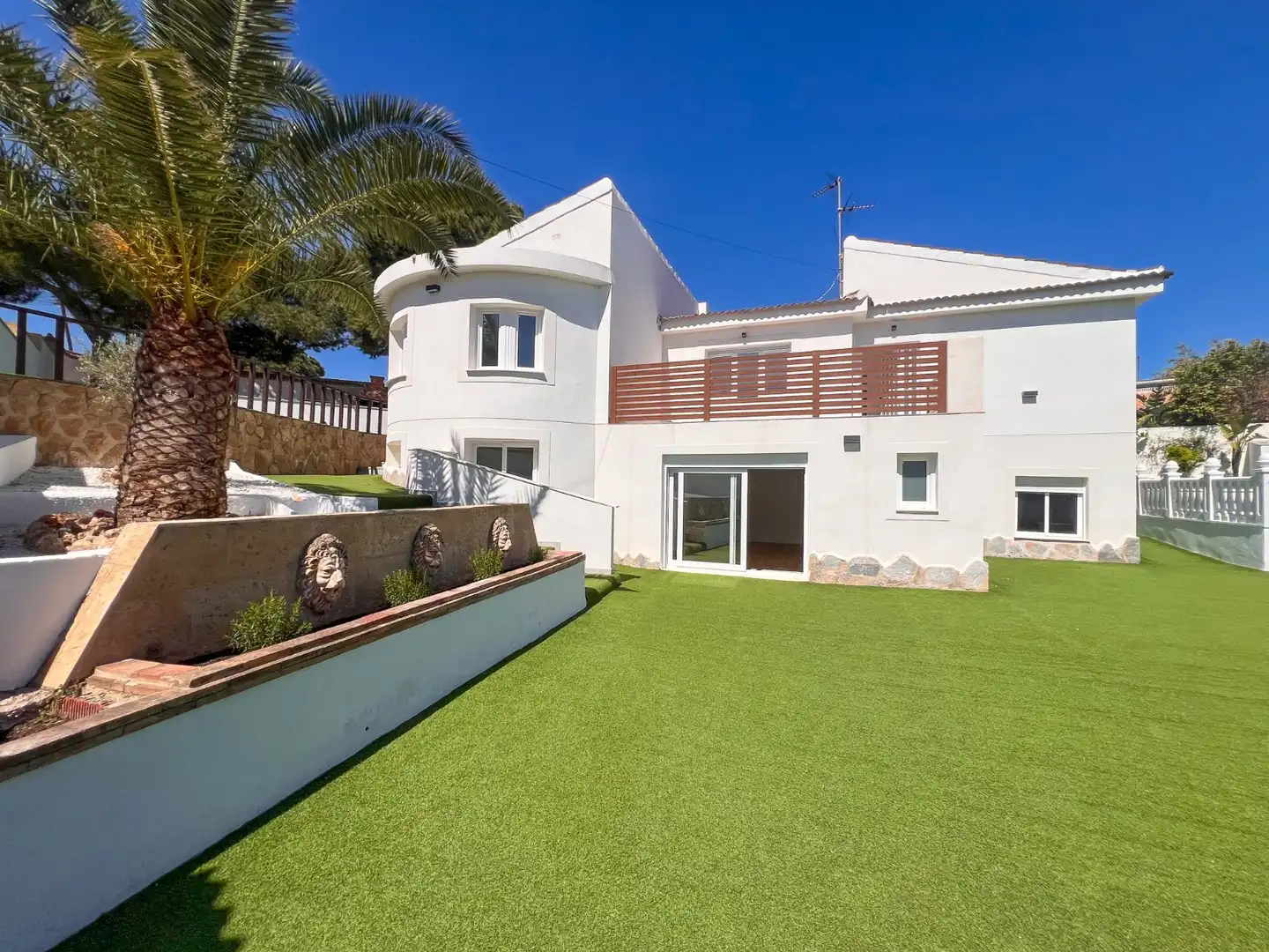 Detached house with pool for sale in Los Balcones - Los Altos