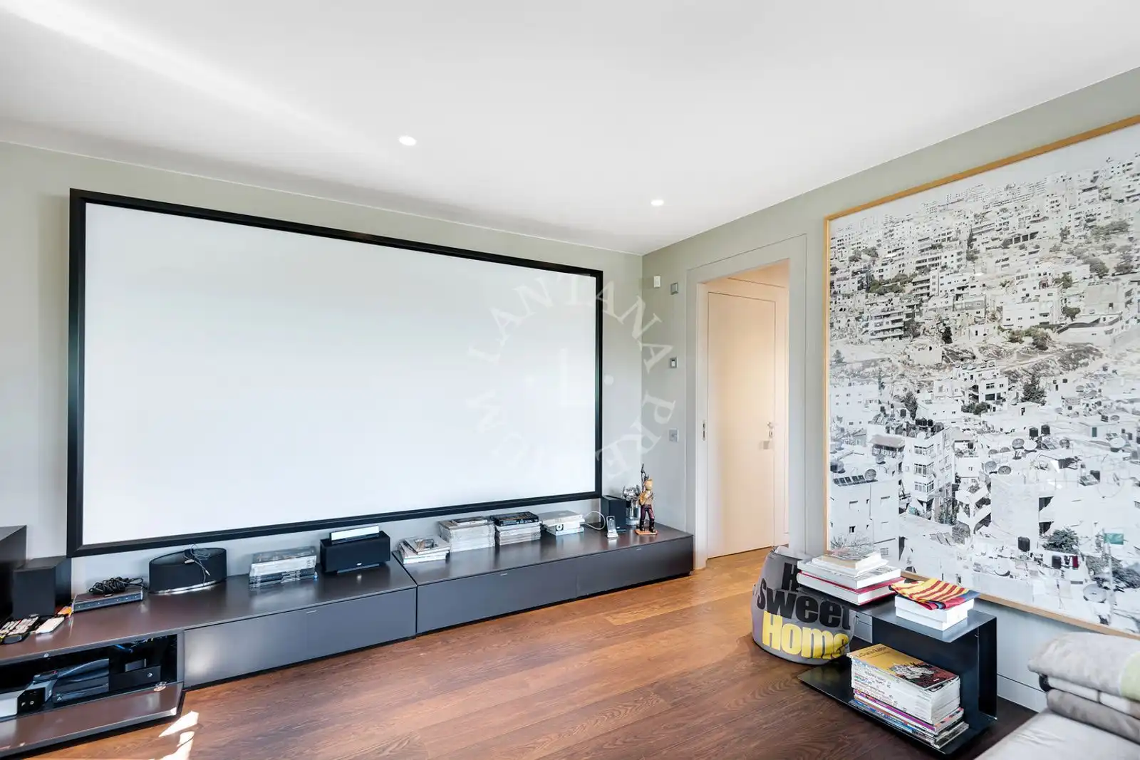 Sala de estar de Casa o chalet en venta en Barcelona con Trastero