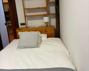 Bedroom of Flat to share in Bilbao   with Air Conditioner, Heating and Terrace