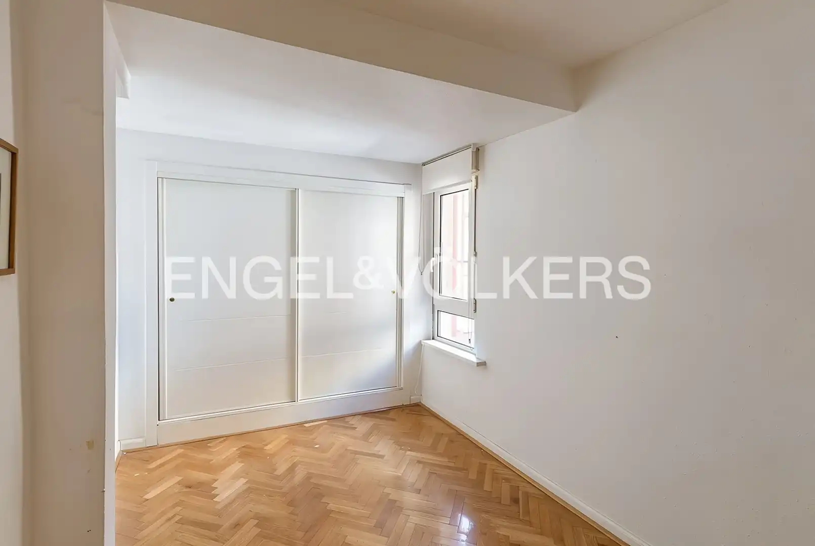 Schlafzimmer von Wohnung zum Verkauf in Madrid mit Klimaanlage, Heizung und Parkett