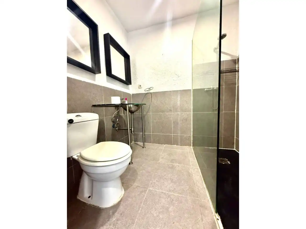 Bathroom of Houses for sale in Carriches  with Private garden and Swimming Pool