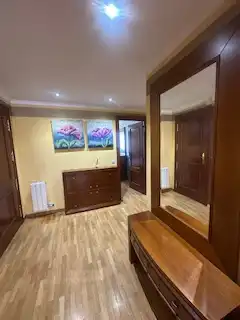 Schlafzimmer von Wohnung zur Miete in León Capital  mit Heizung, Parkett und Terrasse