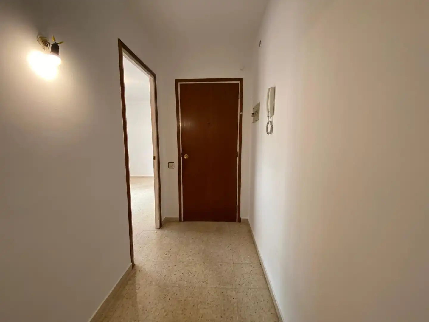 Piso con terraza en venta en Ponent - Set Camins, imagen 3