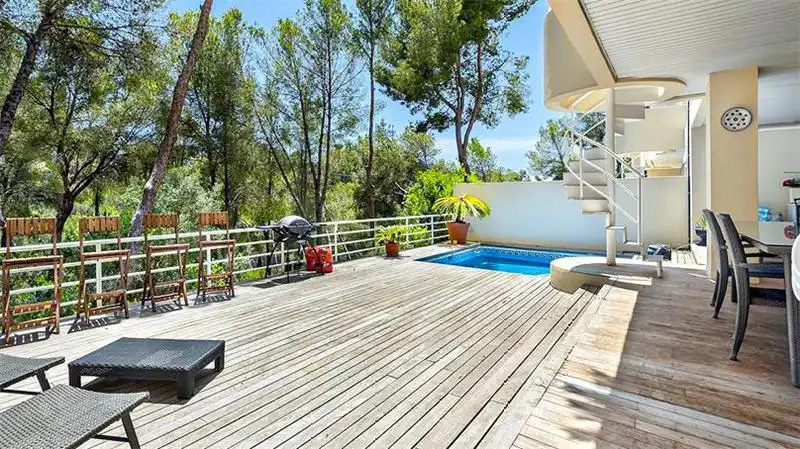 Duplex avec piscine à vendre à Portals Nous