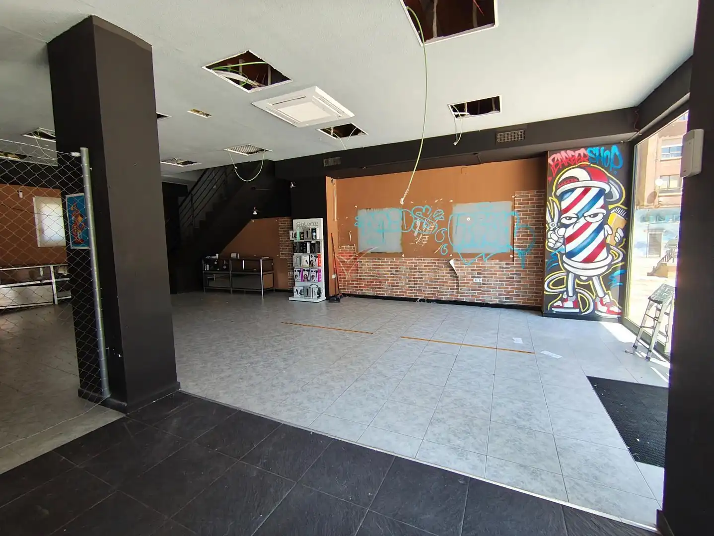 Local comercial en venda a PLAZA AJEDREA, imagen 4
