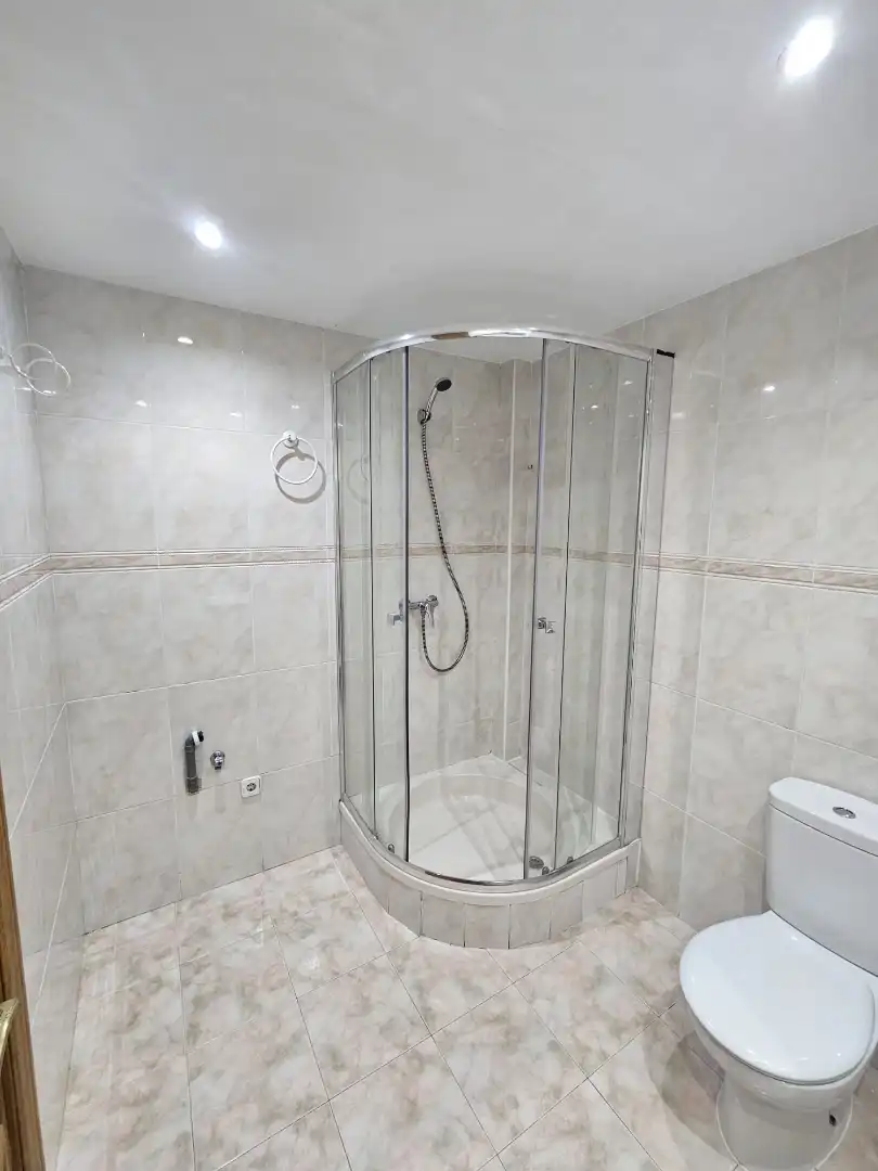 Baño de Piso en venta en Alcobendas con Calefacción, Terraza y Trastero