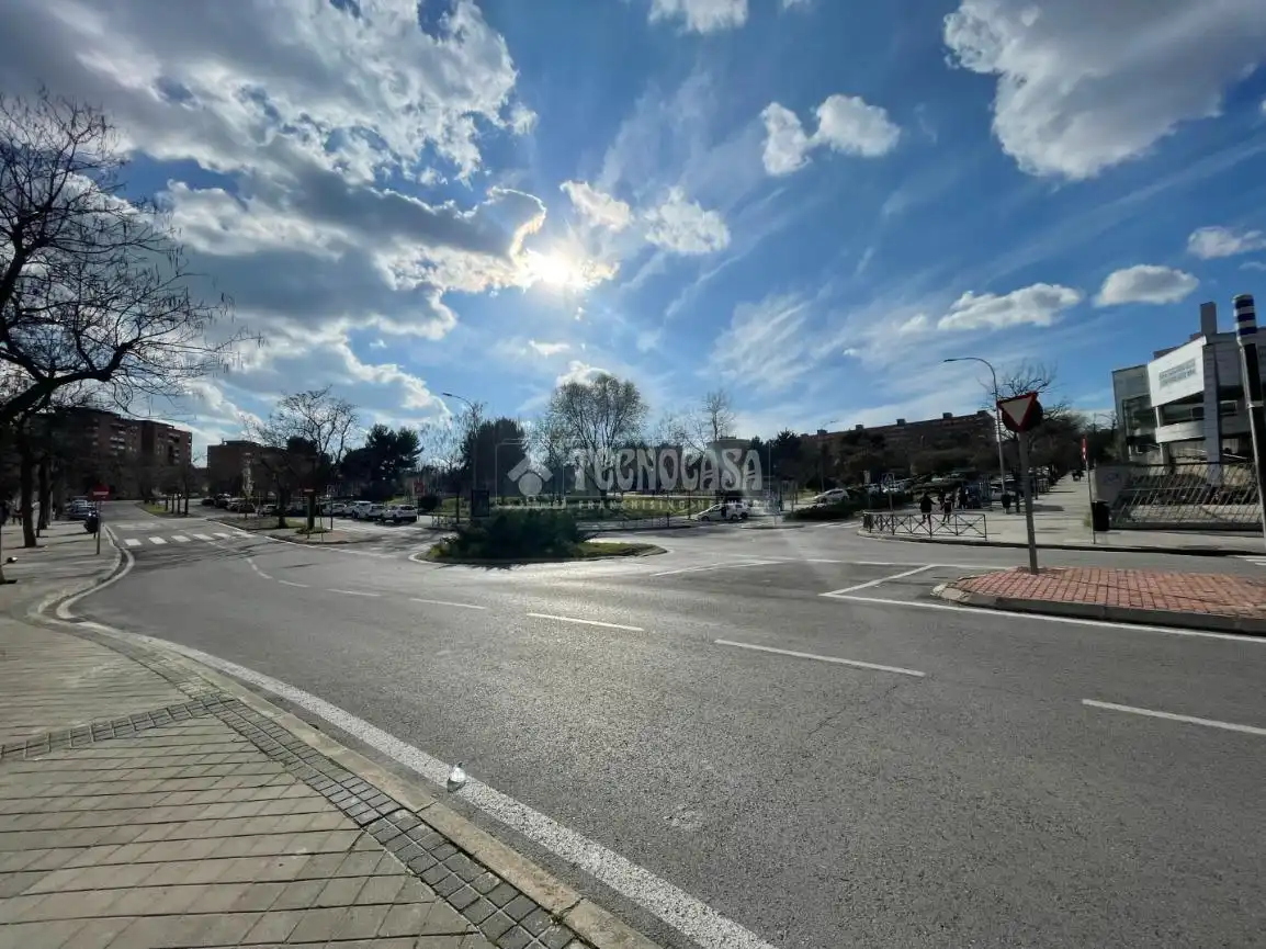 Vista exterior de Piso en venta en Madrid