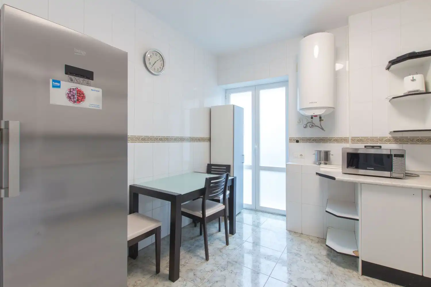 Cocina de Piso en venta en  Pamplona / Iruña con Calefacción, Amueblado y Balcón