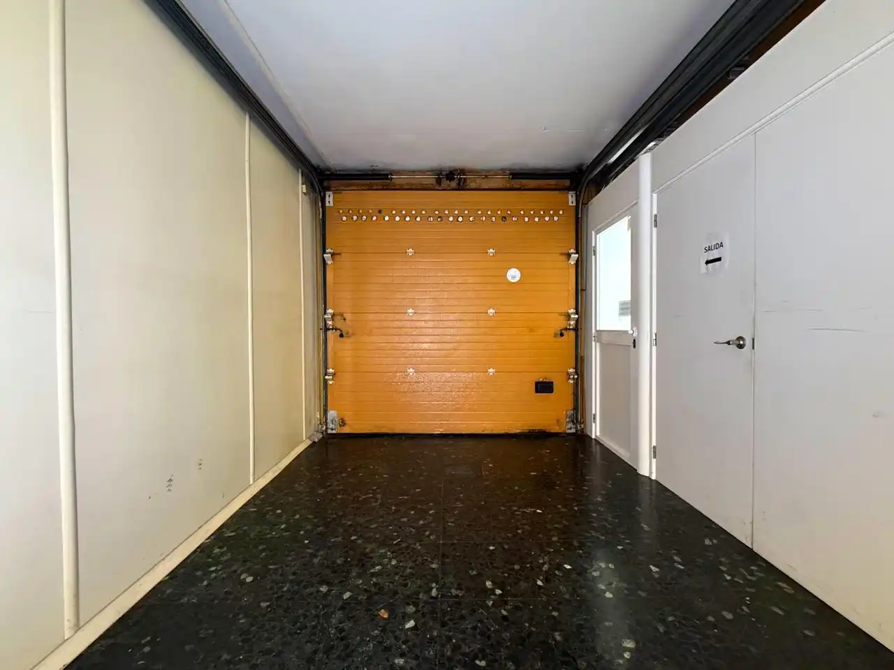 Local comercial en venta en Carrer de Joaquim Ruyra, imagen 19