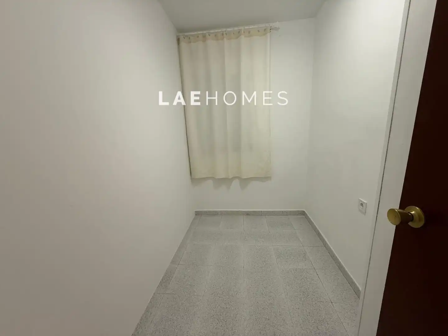 Wohnung zum Verkauf in Martorell mit Balkon und Alarm