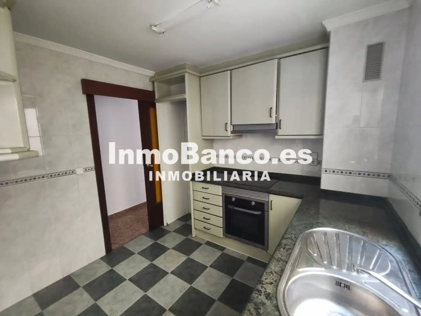 Flat with terrace for sale in Carrer del Poeta Llorente 25, imagen 8