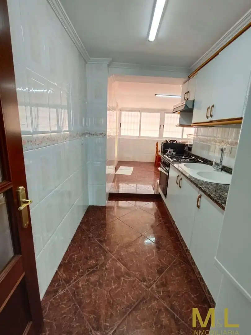 Casa o xalet de lloguer a Calle Caravel-les, Platja de la Pobla de Farnals
