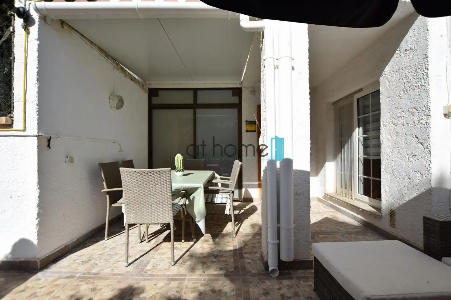 Terrasse von Einfamilien-Reihenhaus zur Miete in Sagunto / Sagunt mit Klimaanlage, Parkett und Terrasse