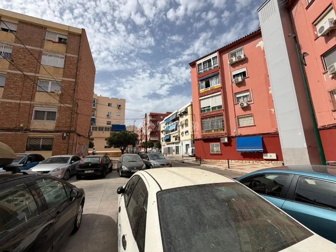 Außenansicht von Wohnung zum Verkauf in Málaga mit Heizung, Terrasse und Möbliert