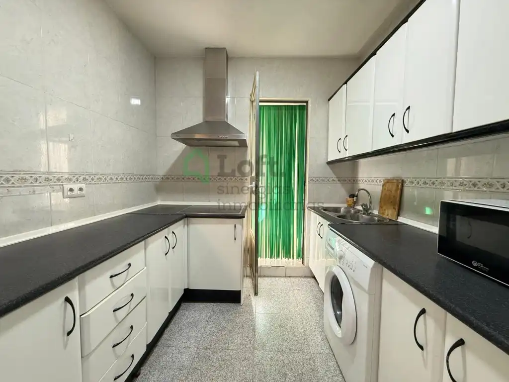 Kitchen of Flat for sale in Badajoz