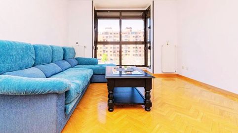 Foto 4 de Piso en venta en San Millan de la Cogolla, Las Tablas, Madrid Capital