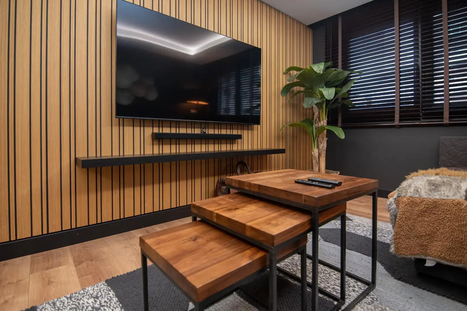 Sala de estar de Piso en venta en A Coruña Capital  con Calefacción, Trastero y Amueblado