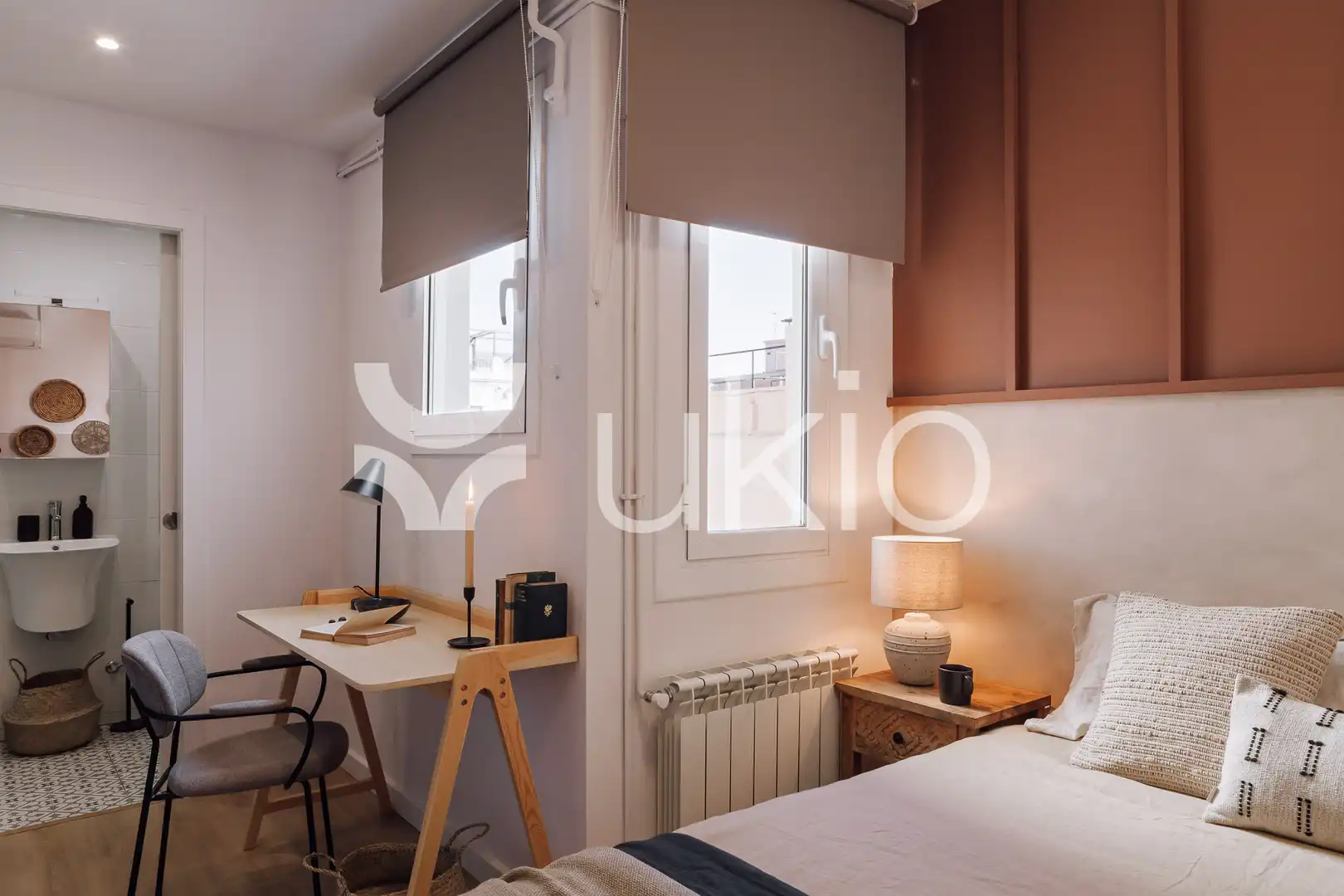 Habitación de Apartamento de alquiler en Barcelona con Aire acondicionado, Calefacción y Amueblado