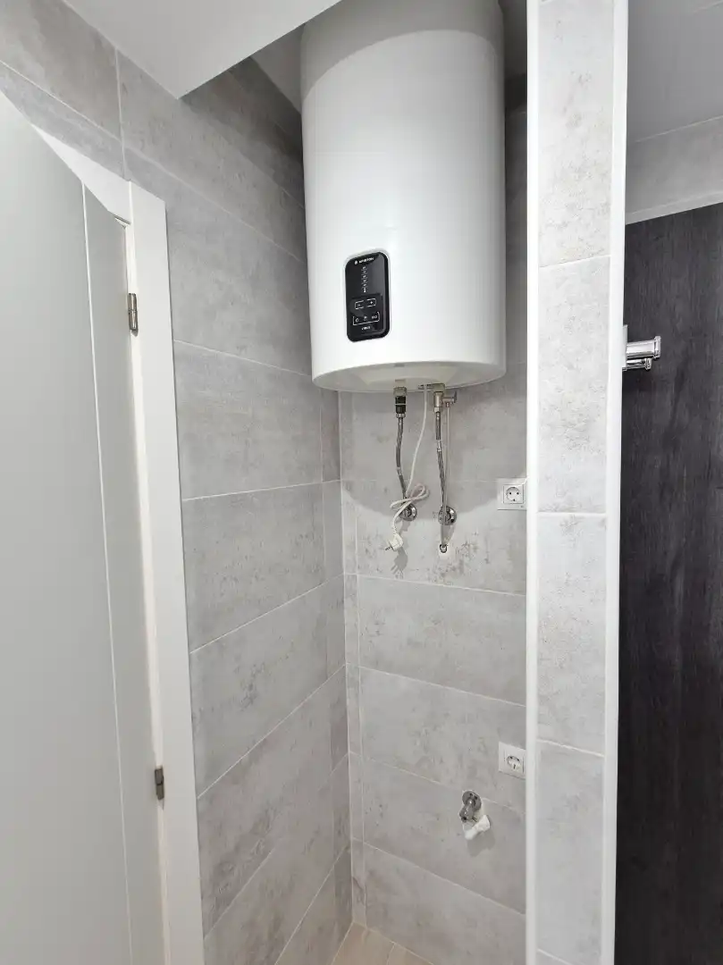 Baño de Piso en venta en Valencia con Aire acondicionado, Parquet y Horno