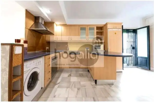 Cocina de Piso de alquiler en Sevilla con Aire acondicionado, Terraza y Amueblado