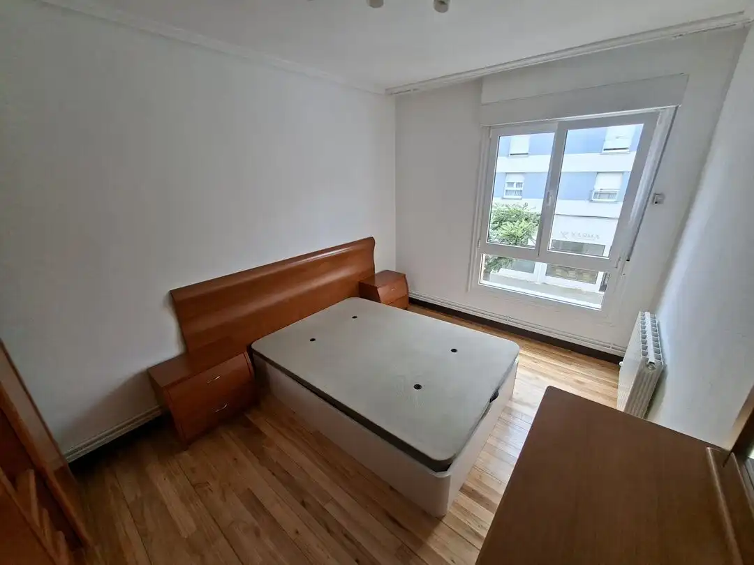 Habitación de Piso en venta en Abadiño  con Calefacción y Balcón