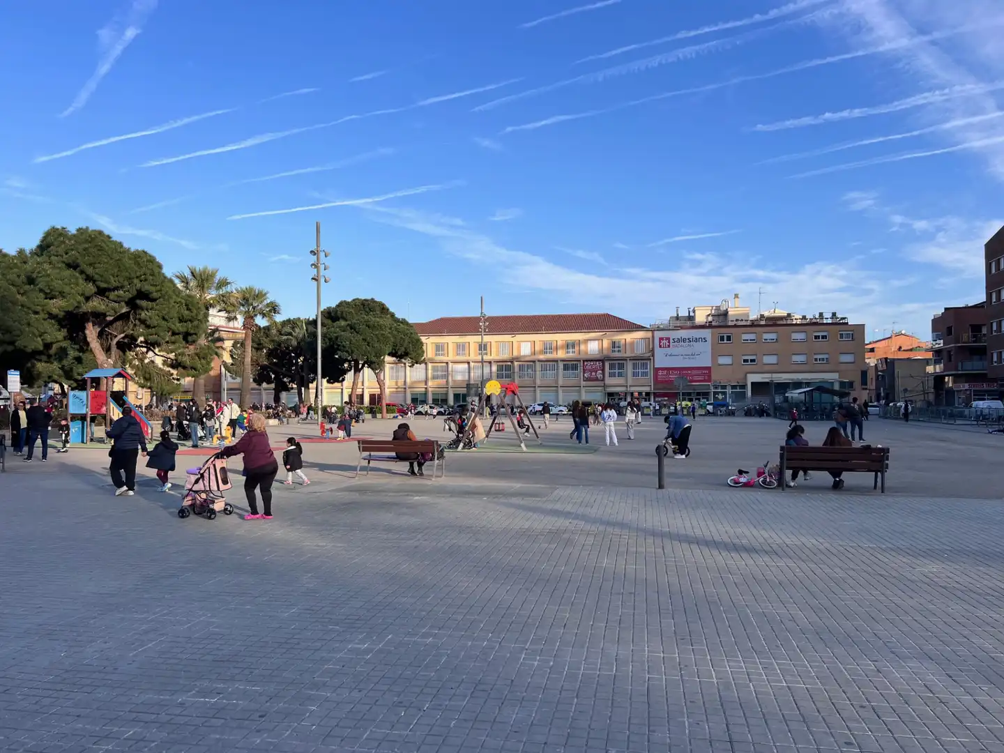 Außenansicht von Erdgeschoss zum Verkauf in Badalona