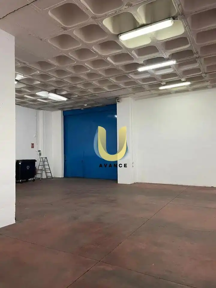 Oficina en venda en Madrid