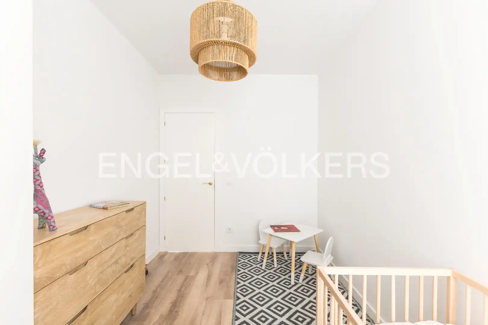 Bedroom of Flat for sale in Madrid  with Air Conditioner, Heating and Parquet flooring