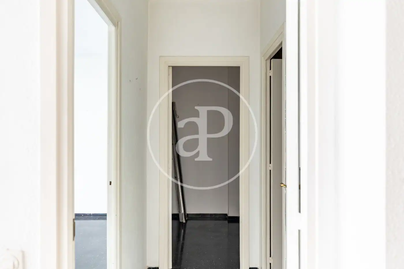 Piso en venta en Barcelona con Aire acondicionado, Calefacción y Balcón