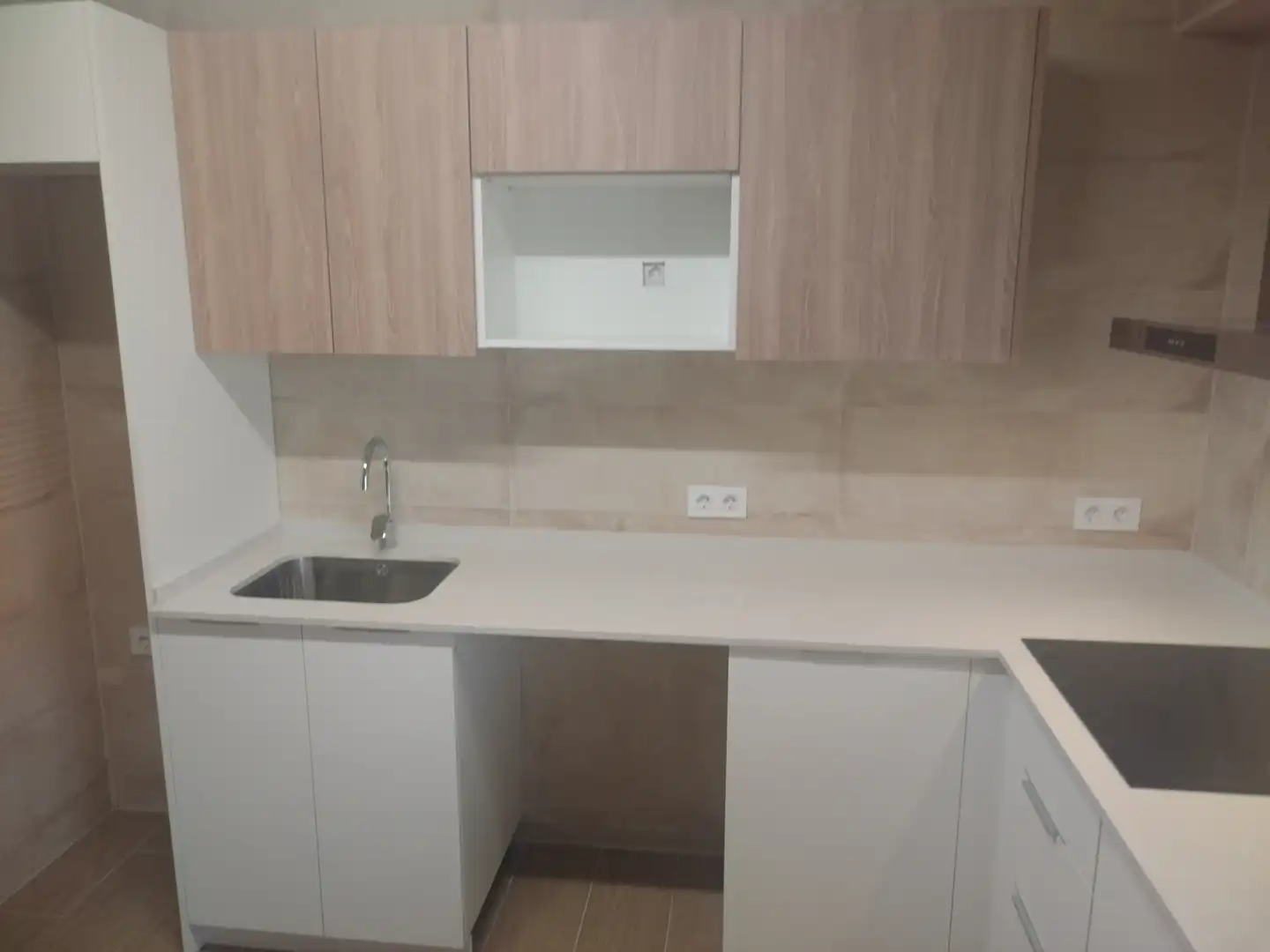 Küche von Wohnung zur Miete in Terrassa mit Heizung, Parkett und Ofen