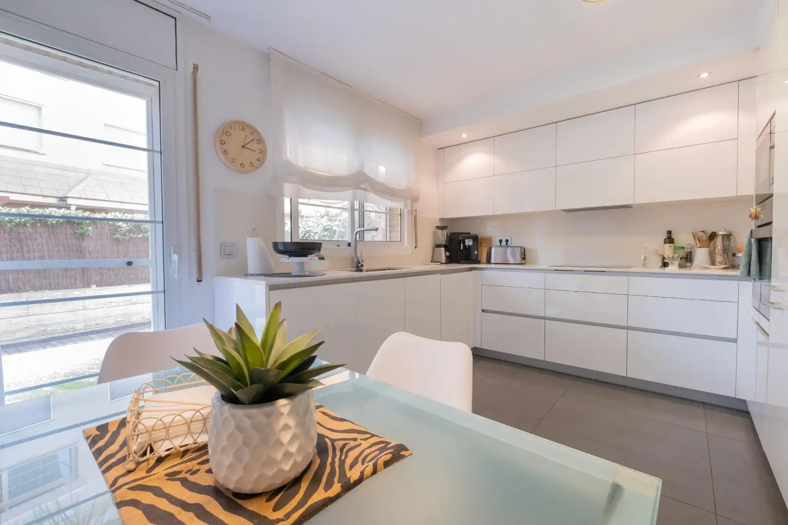 Cocina de Casa adosada en venta en Salou con Aire acondicionado, Jardín privado y Parquet