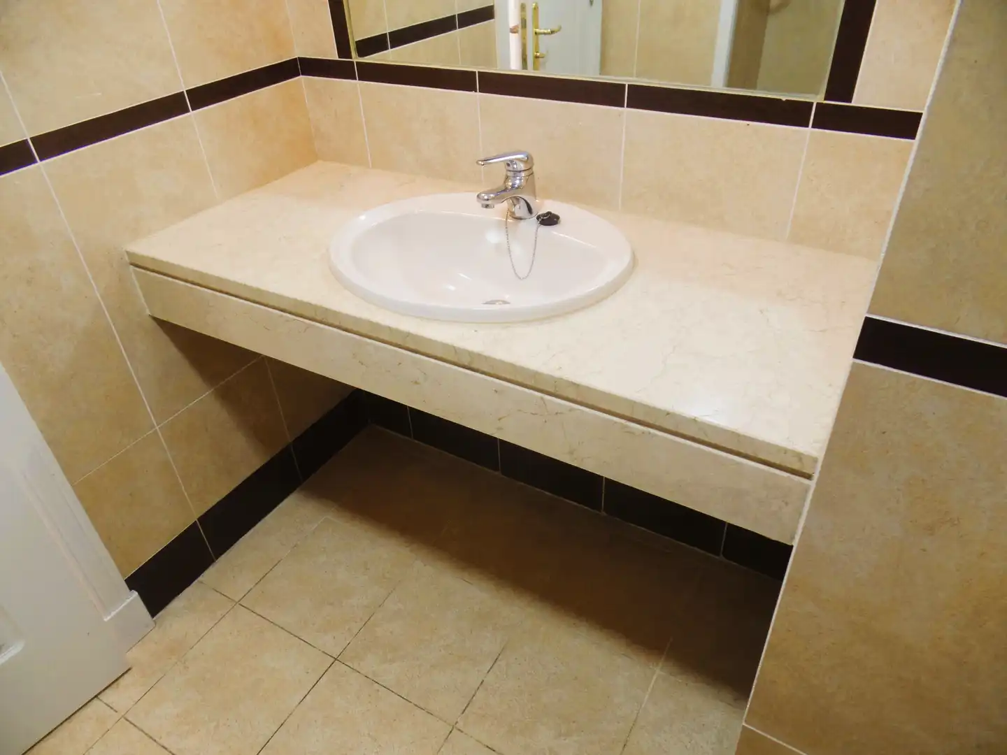 Baño de Piso en venta en Madrid con Aire acondicionado, Calefacción y Parquet