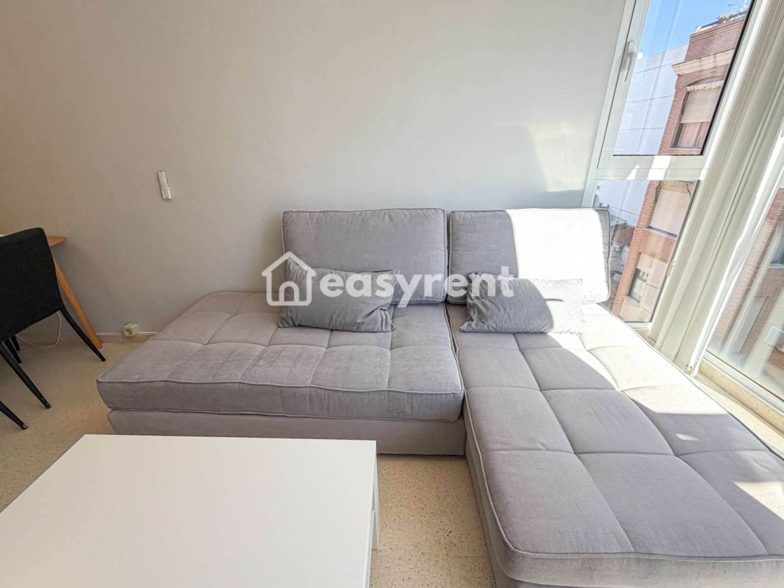 Sala d'estar de Apartament per a compartir en  Valencia Capital amb Aire condicionat i Terrassa